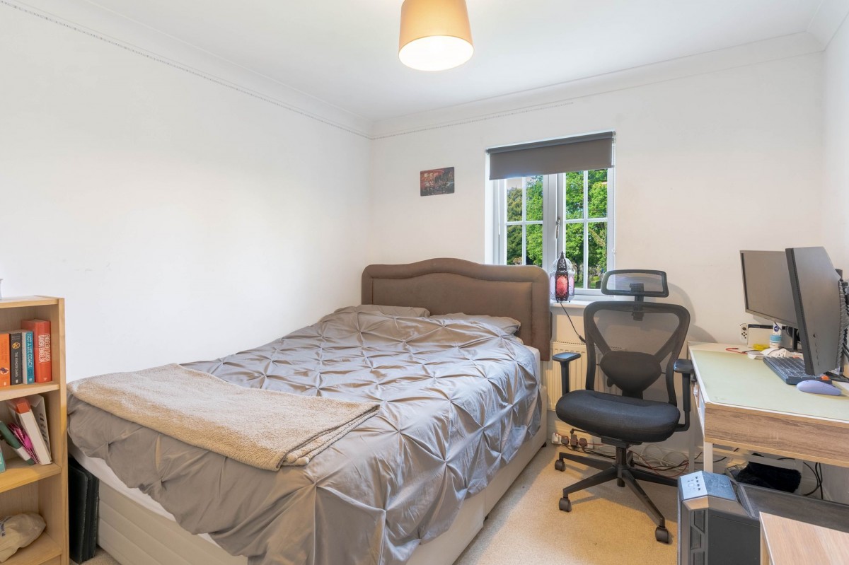 Hampton Close, Fenstanton, PE28