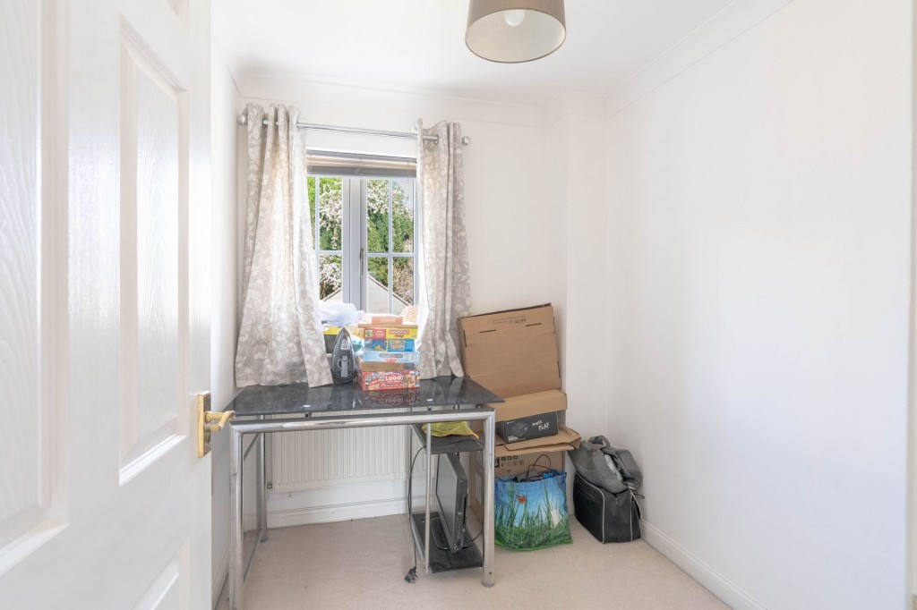 Hampton Close, Fenstanton, PE28