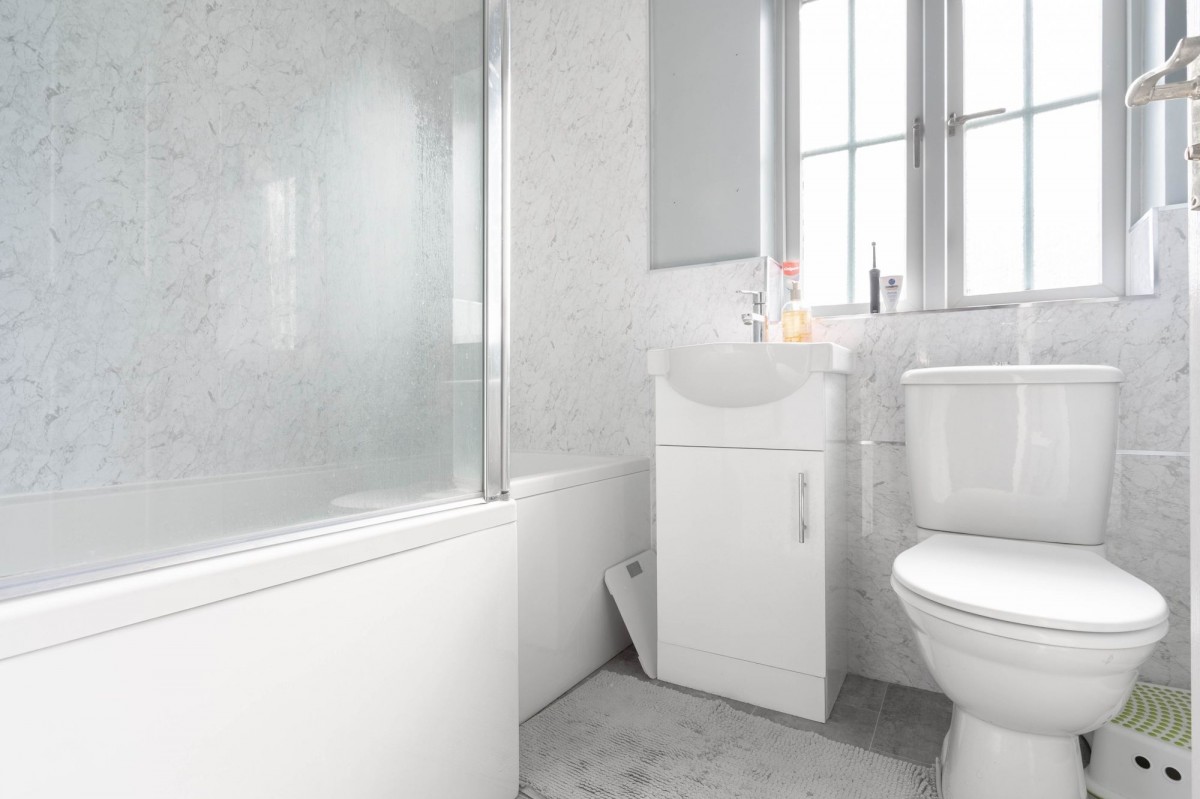 Hampton Close, Fenstanton, PE28