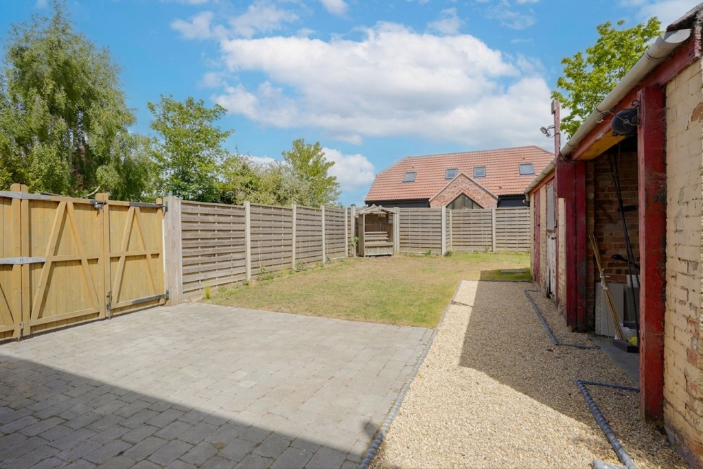 High Street, Tuddenham, IP28
