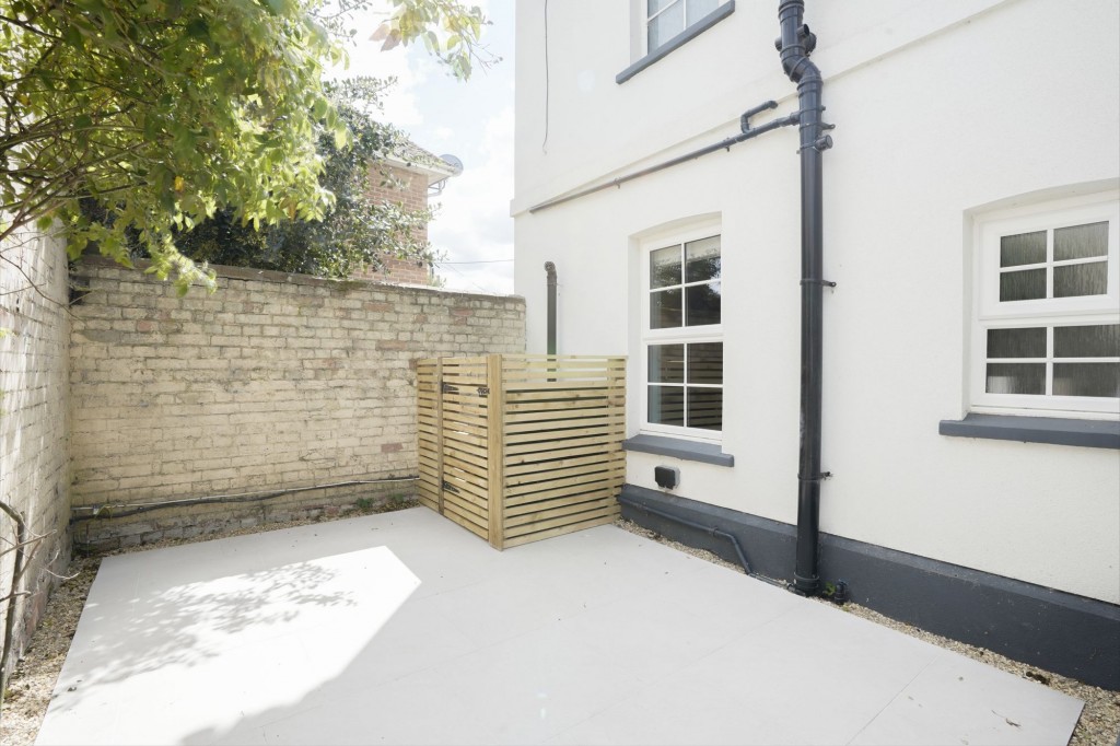 High Street, Tuddenham, IP28