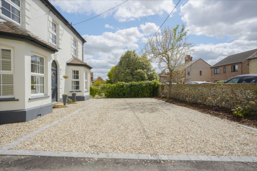 High Street, Tuddenham, IP28