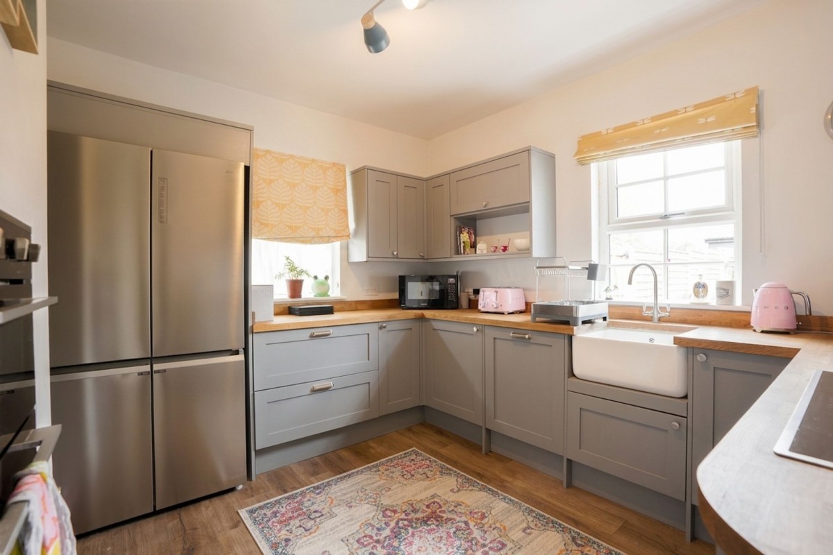 High Street, Tuddenham, IP28