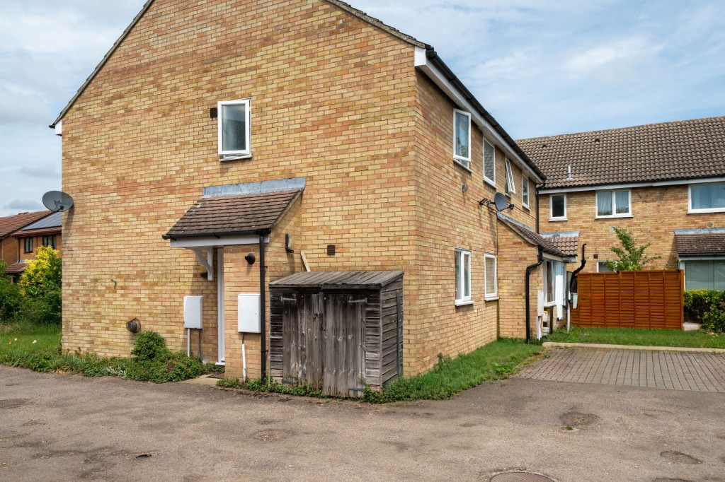 The Rowans, Milton, CB24