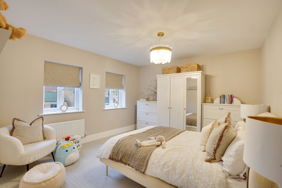 Plover Place, Exning, CB8