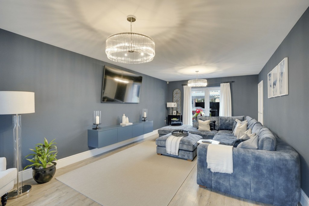 Plover Place, Exning, CB8