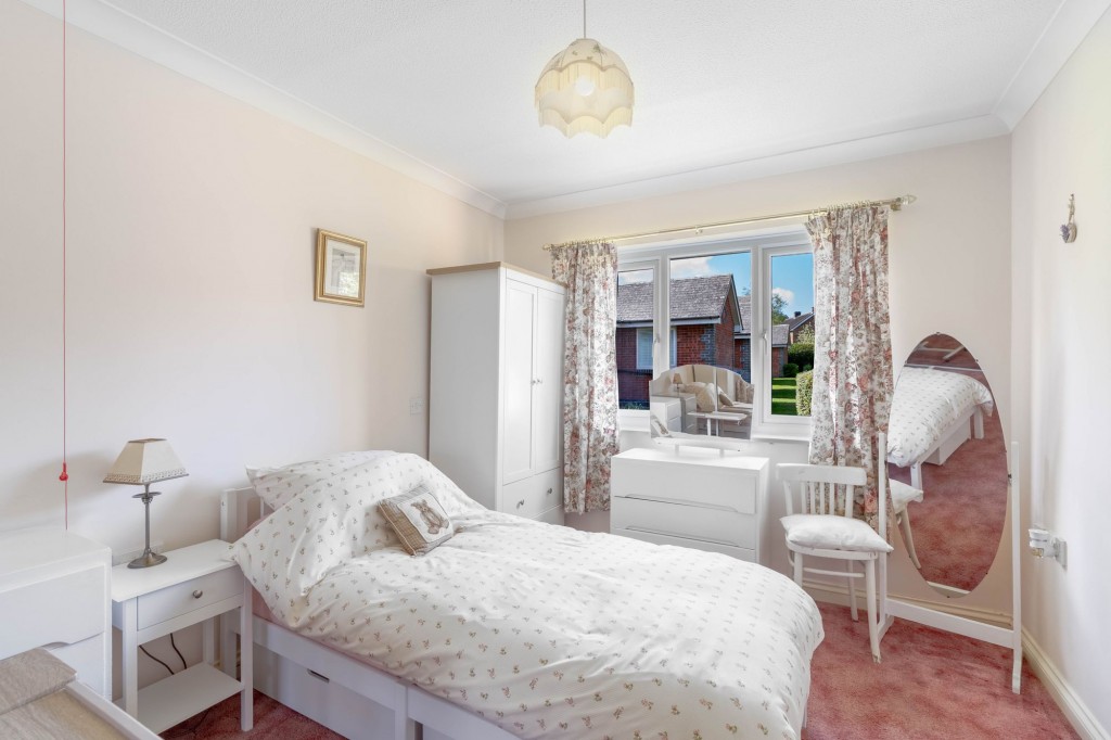 Dovehouse Close, Linton, CB21