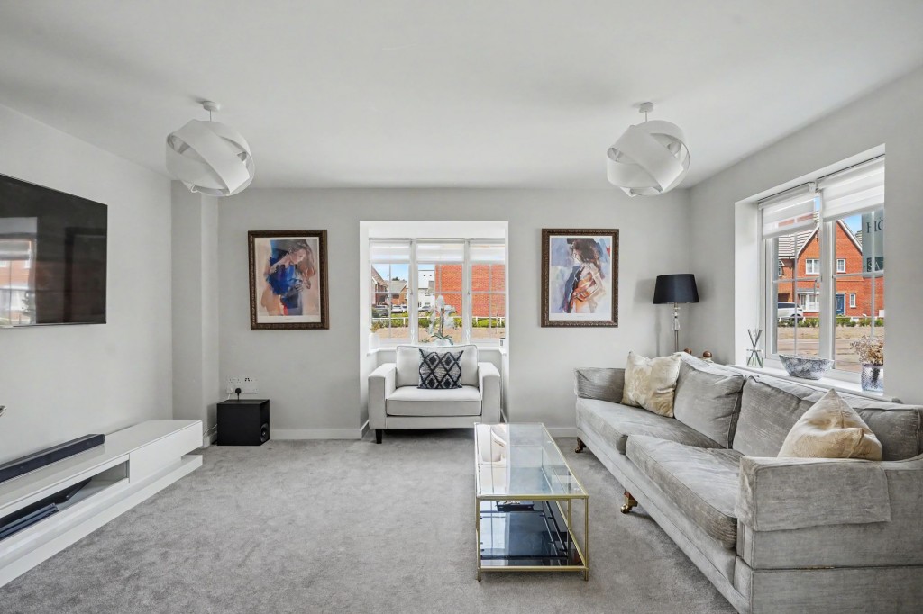 Oaklands Drive, Red Lodge, IP28
