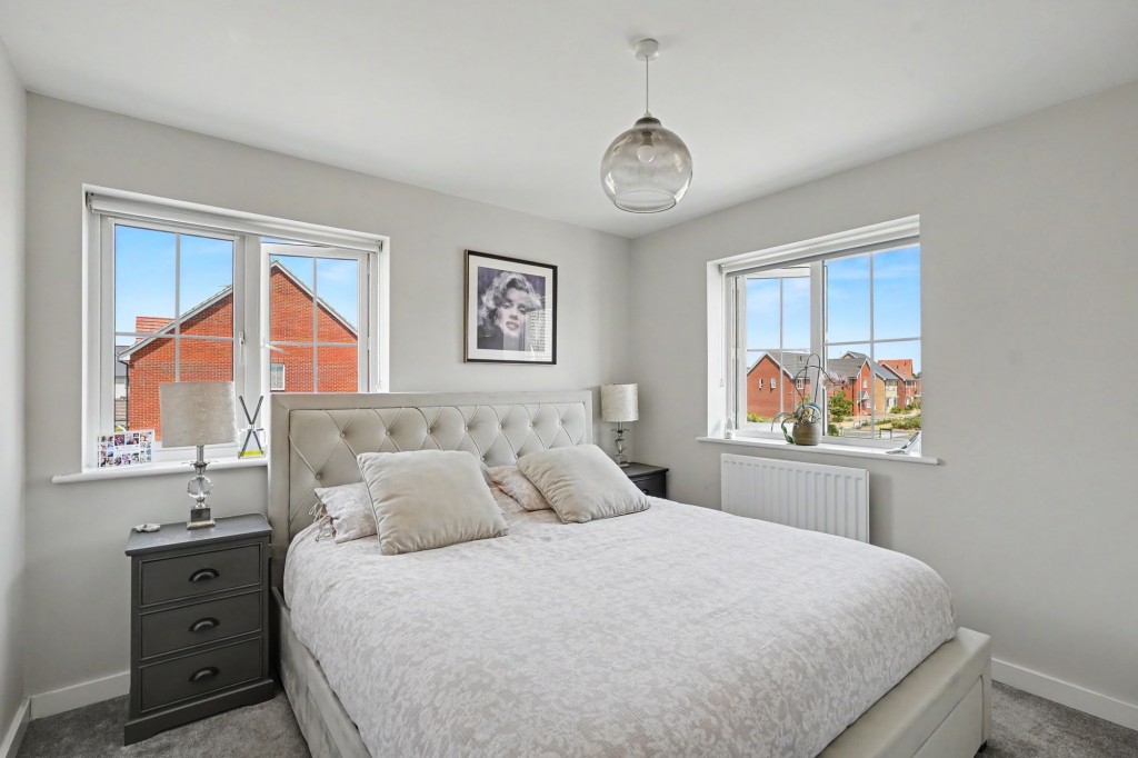 Oaklands Drive, Red Lodge, IP28