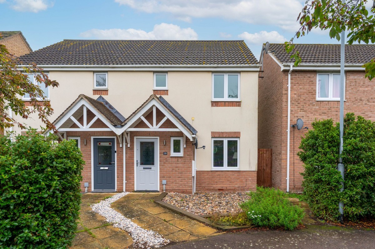 Collingwood Drive, Longstanton, CB24