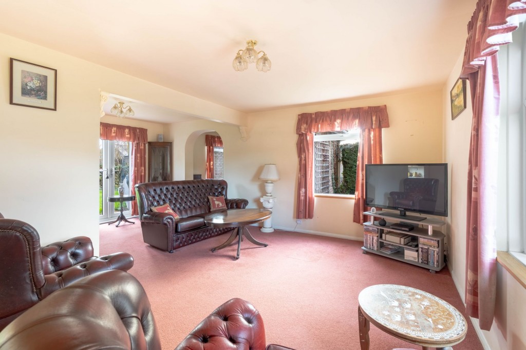 The Lanes, Over, CB24