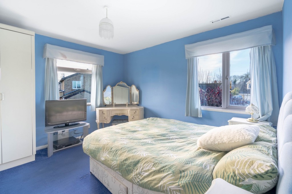 The Lanes, Over, CB24