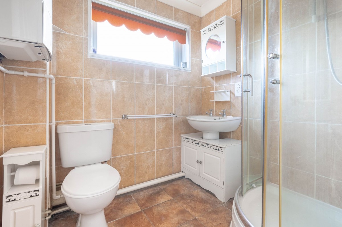 The Lanes, Over, CB24