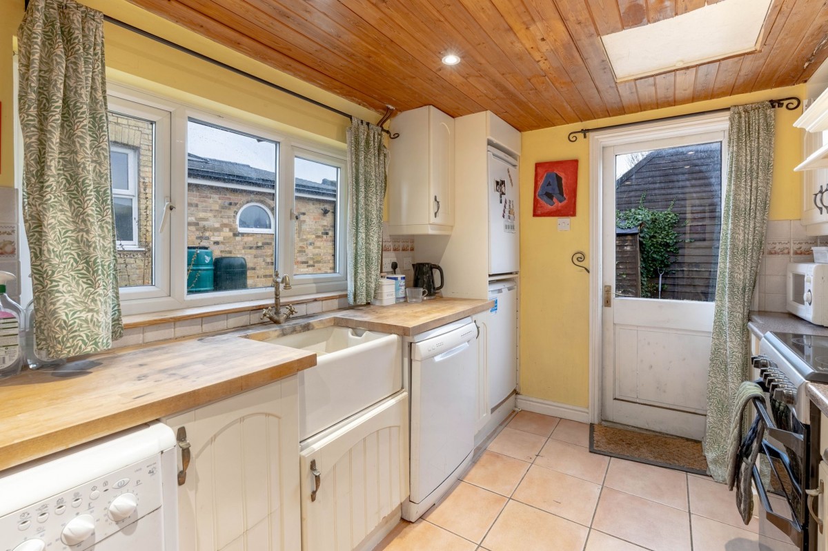 Middle Watch, Swavesey, CB24