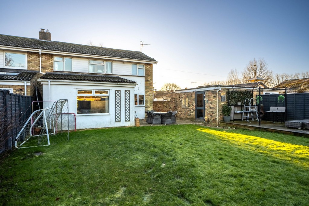 Orchard Way, Oakington, CB24