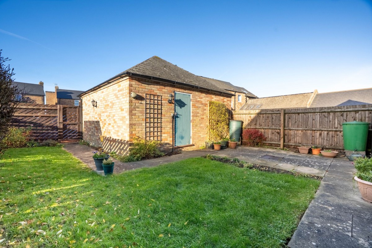 Middle Watch, Swavesey, CB24