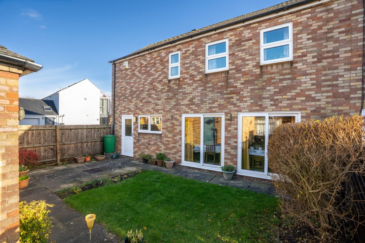 Middle Watch, Swavesey, CB24