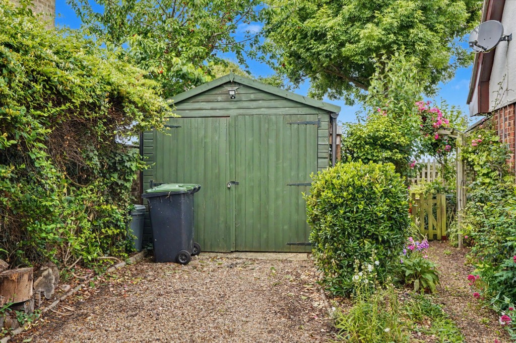 Waterside, Isleham, CB7