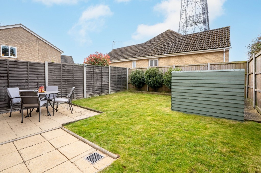 Elizabeth Way, Haddenham, CB6