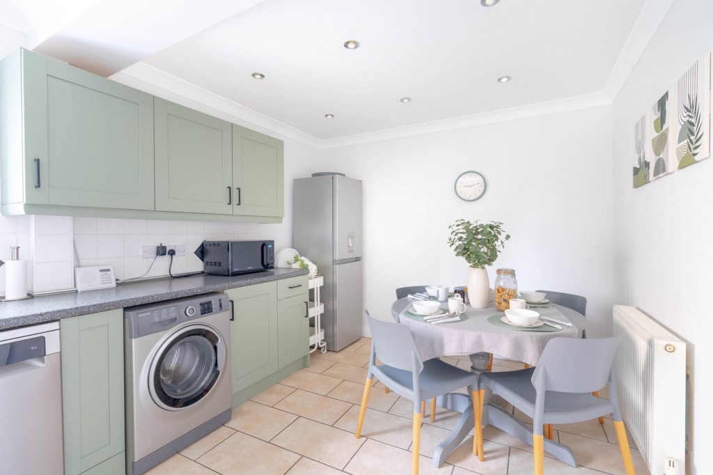 Elizabeth Way, Haddenham, CB6