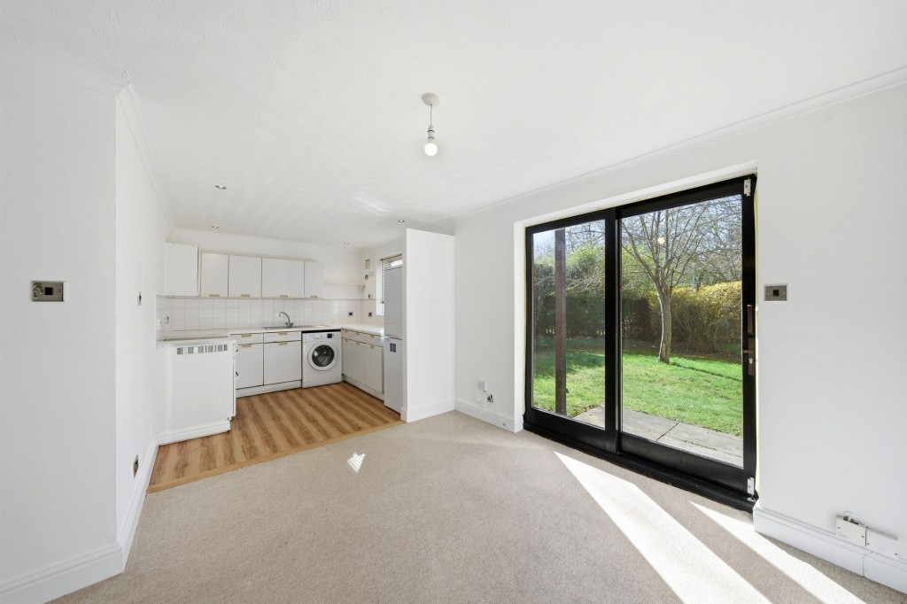 Loris Court, Cambridge, CB1