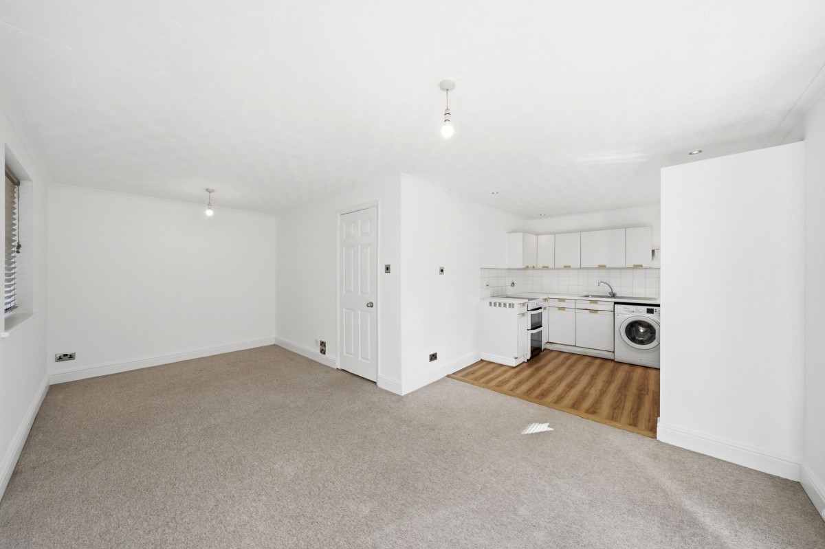 Loris Court, Cambridge, CB1