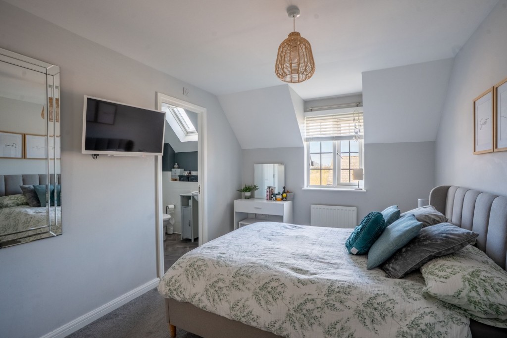 Acorn Way, Red Lodge, IP28