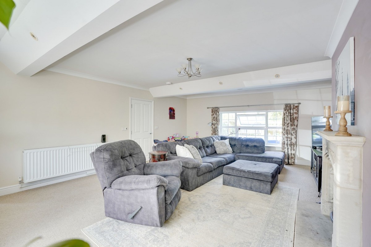 The Shrubberies, Newmarket, CB8