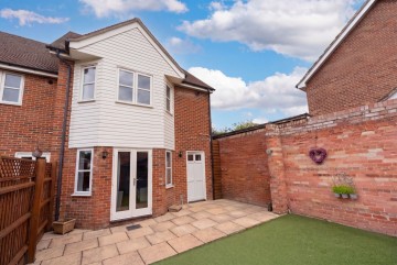 Pedlars Yard, Linton, CB21
