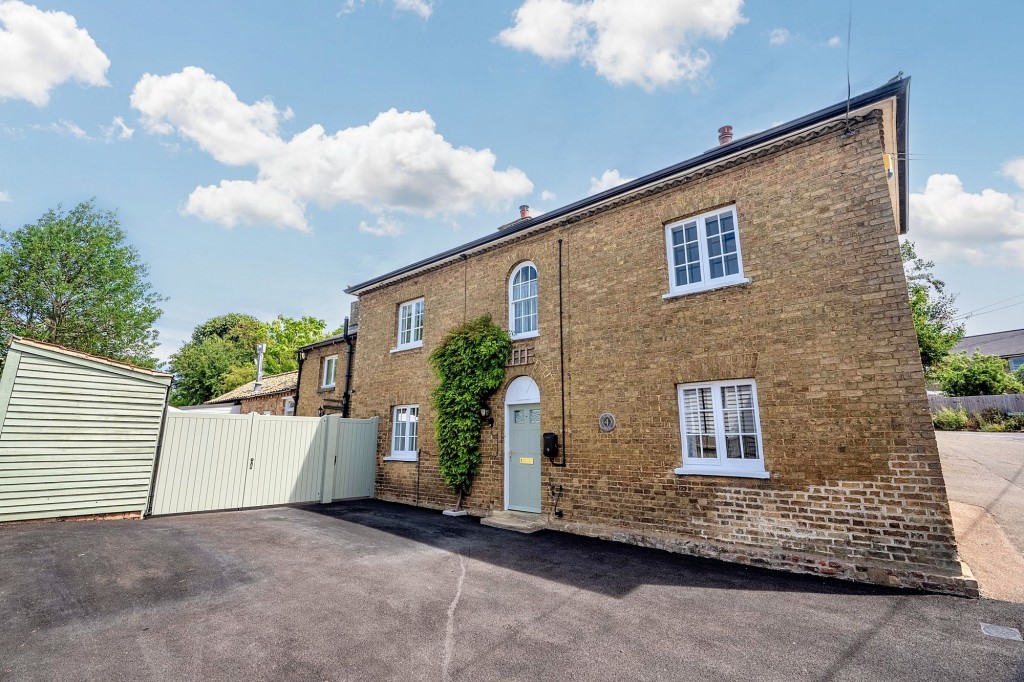 4 West End, Haddenham, CB6