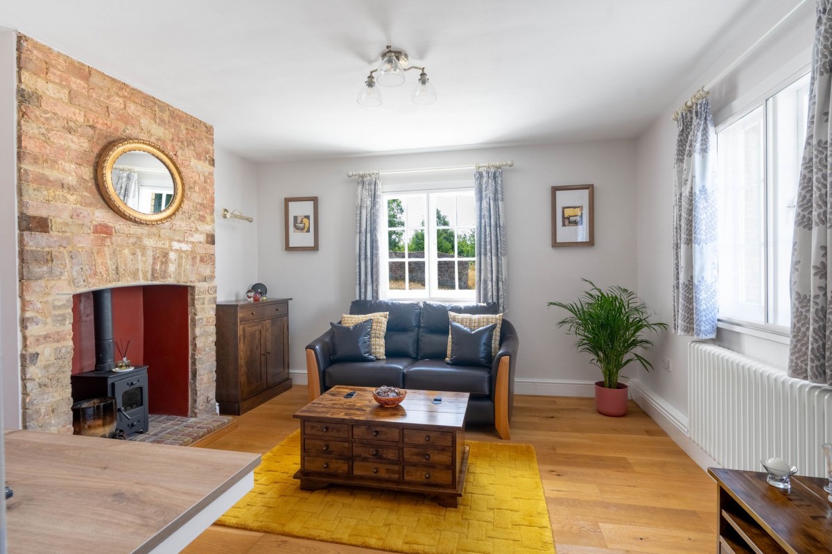 4 West End, Haddenham, CB6