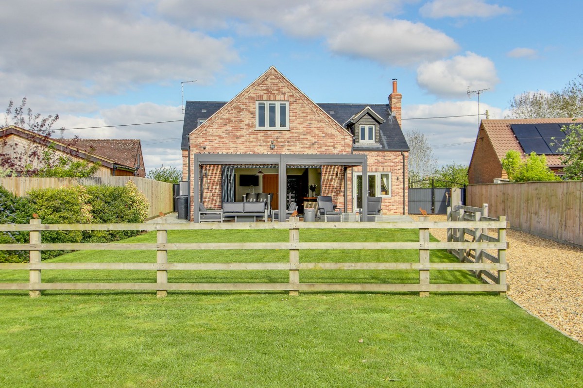 Hawthorn Road, Emneth, PE14