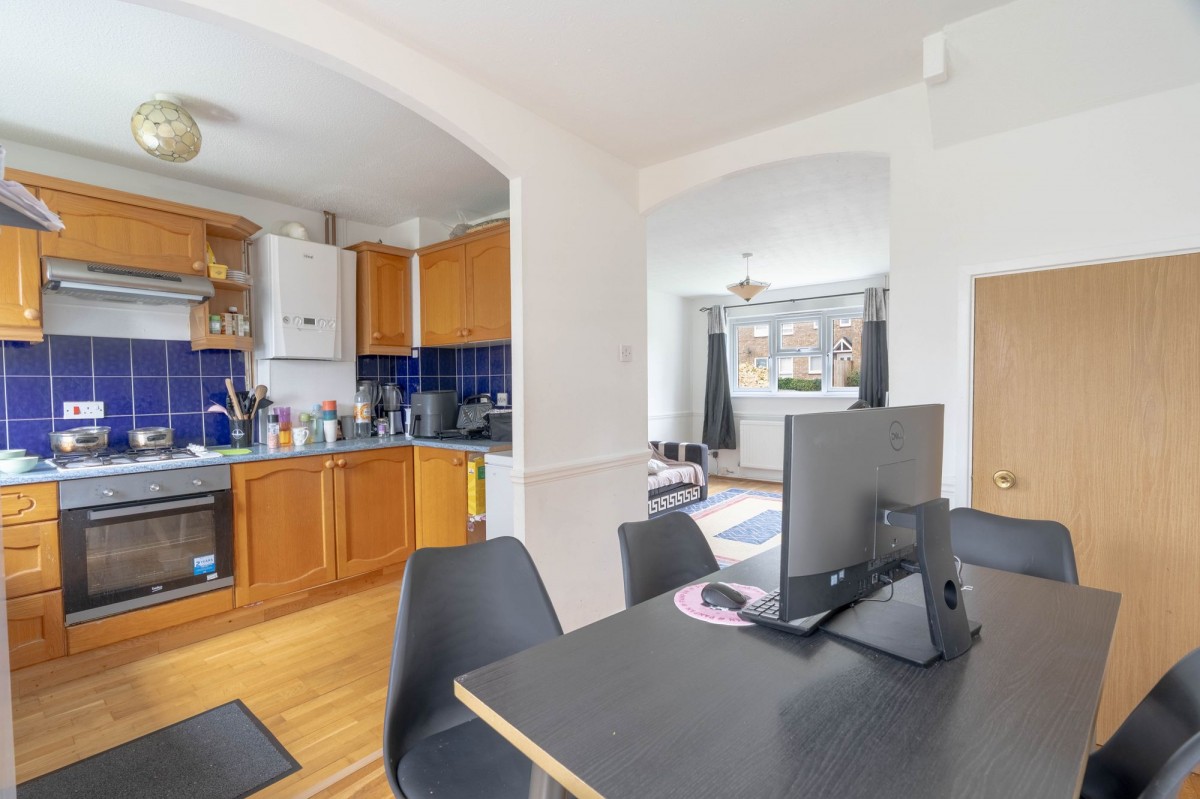 Stonefield, Bar Hill, CB23