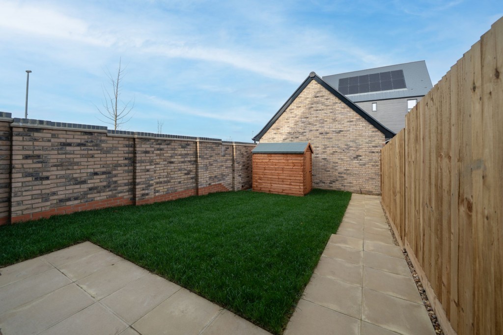 Ayslesbury Walk, Northstowe, CB24