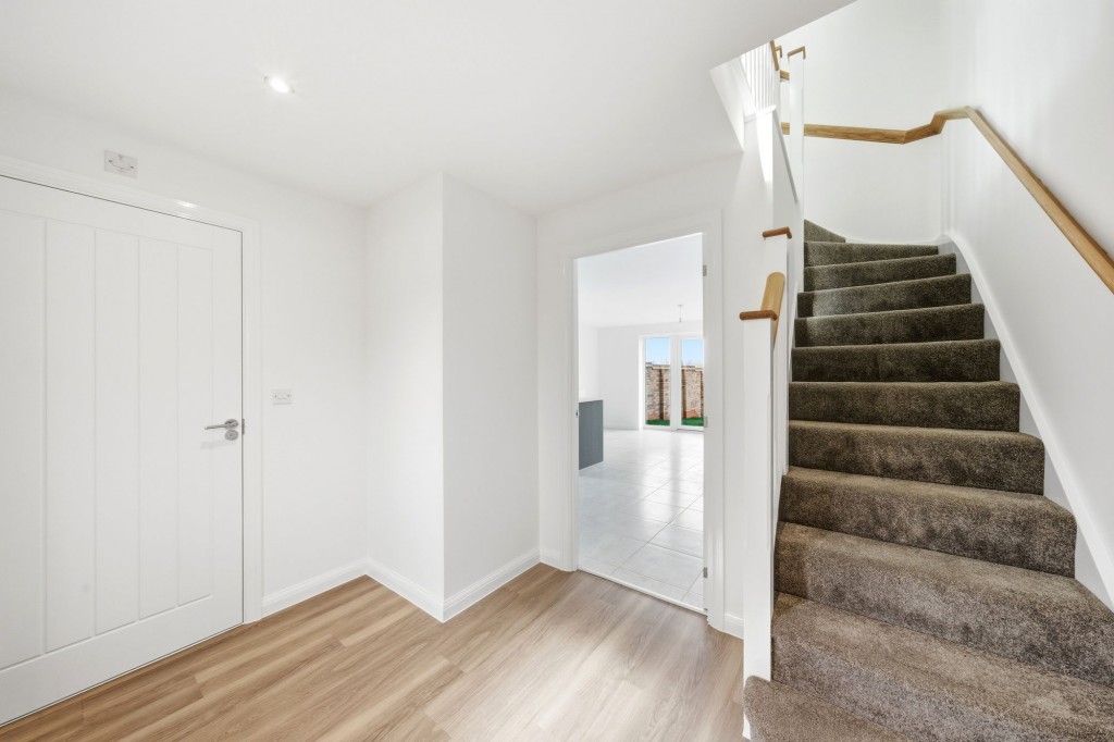 Ayslesbury Walk, Northstowe, CB24