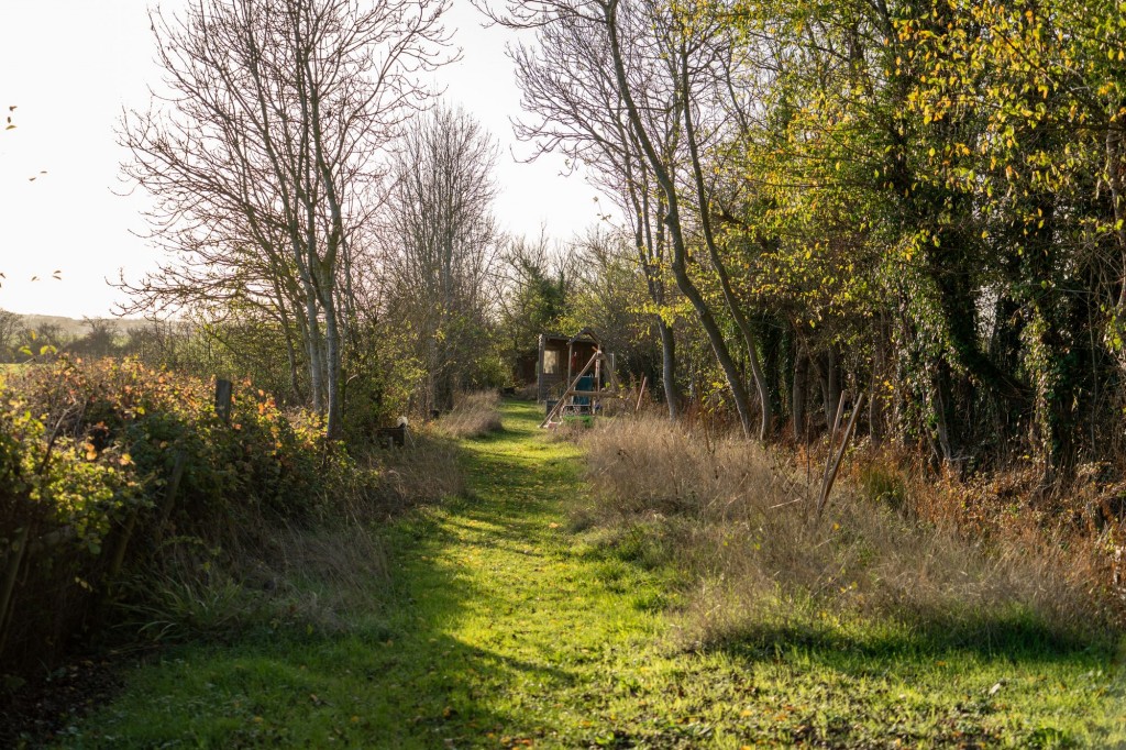 St. Michaels, Longstanton, CB24
