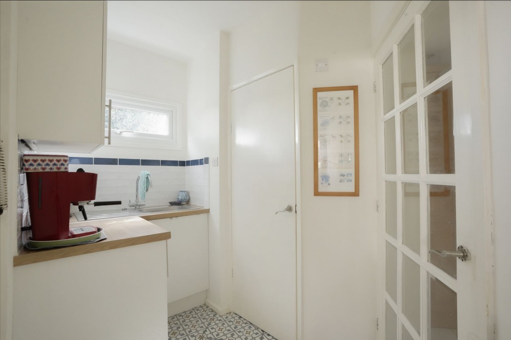 Dovehouse Close, Ely, CB7