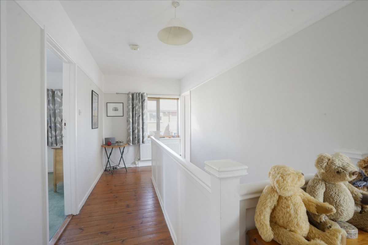 Dovehouse Close, Ely, CB7