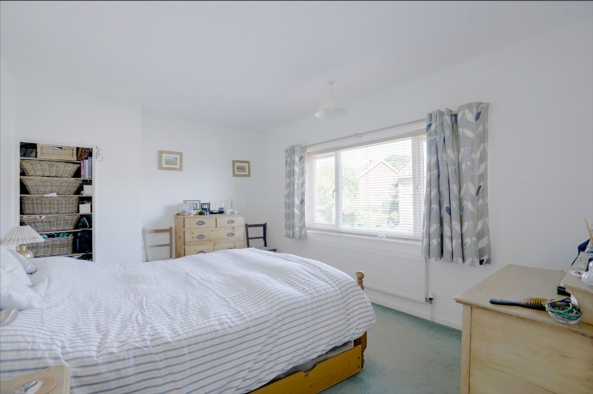 Dovehouse Close, Ely, CB7