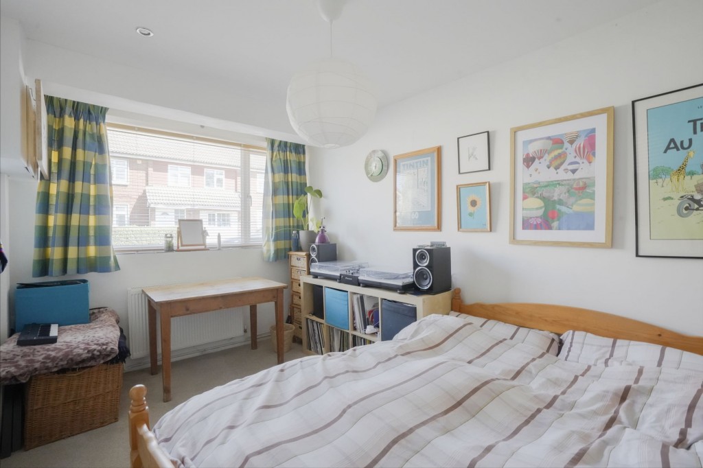 Dovehouse Close, Ely, CB7