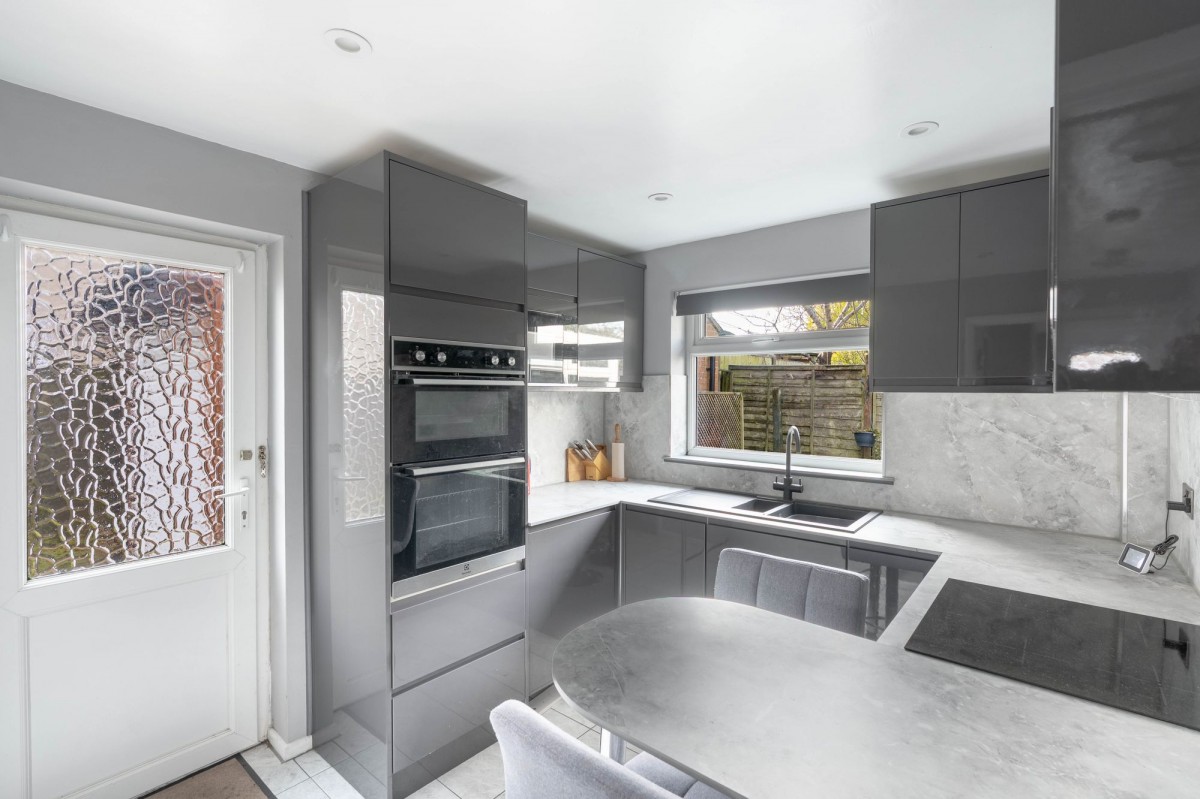 Lester Drive, Haddenham, CB6