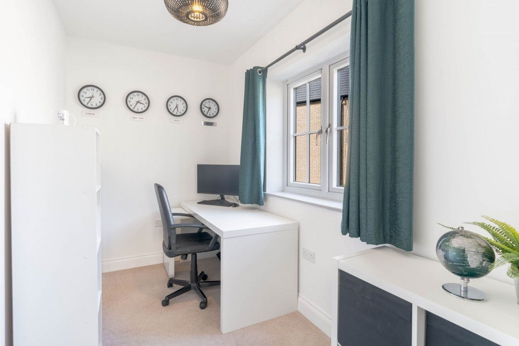 Walnut Drive, Haddenham, CB6