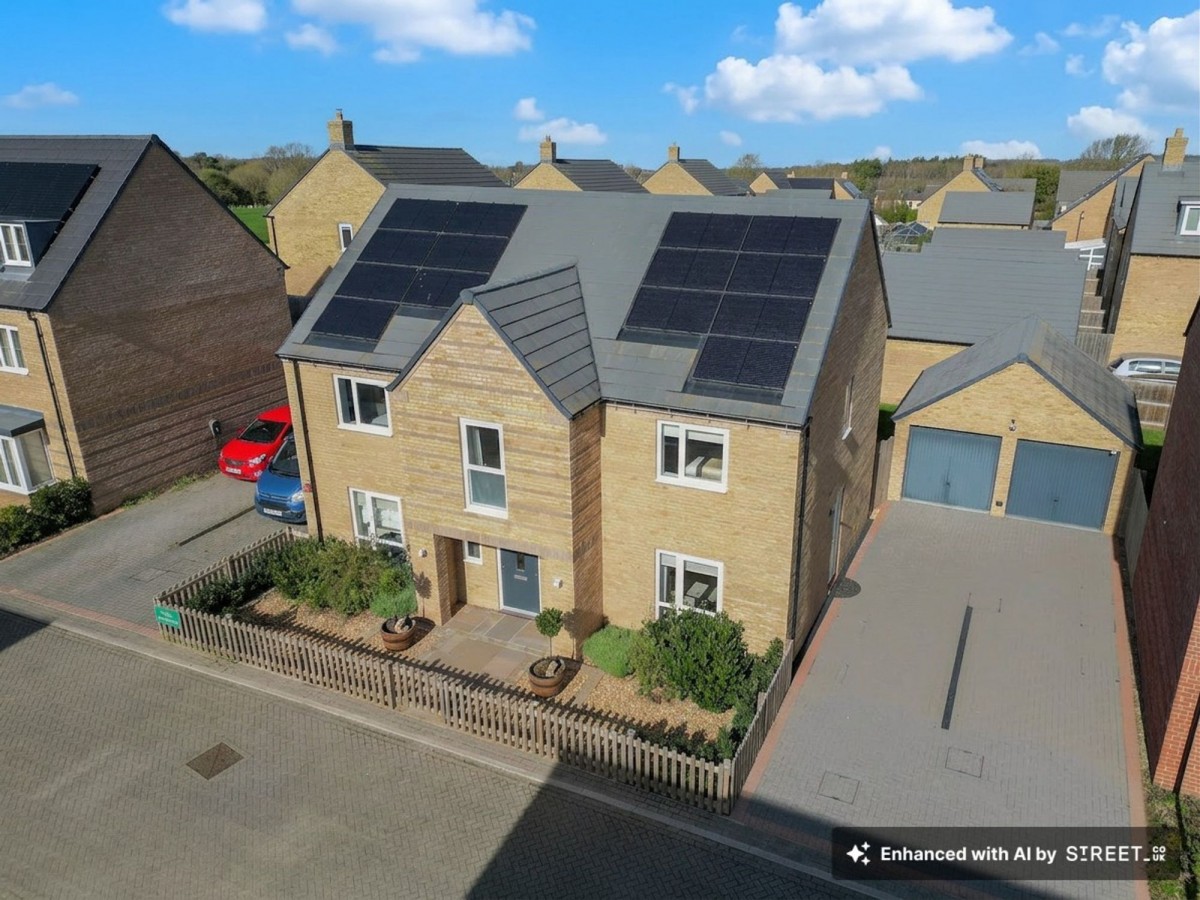 Mistle Thrush Drive, Northstowe, CB24