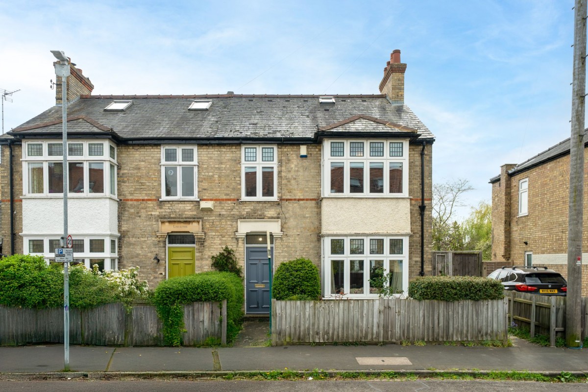 Leys Road, Cambridge, CB4
