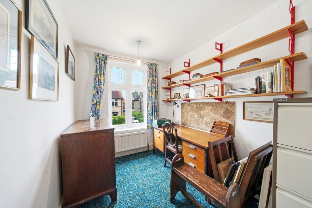 Leys Road, Cambridge, CB4