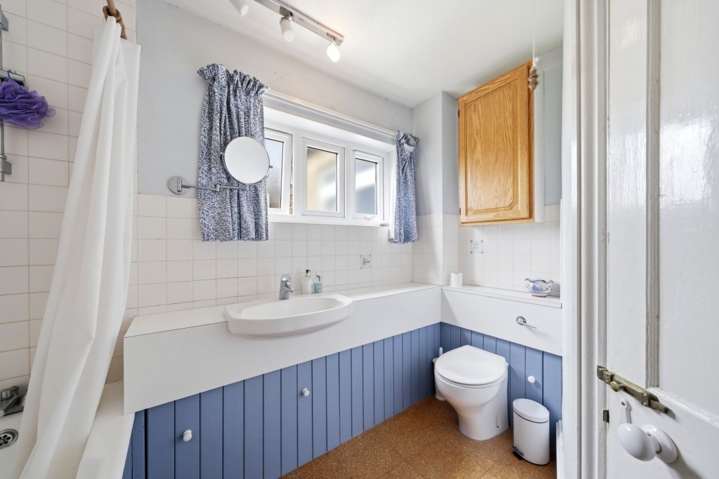 Leys Road, Cambridge, CB4