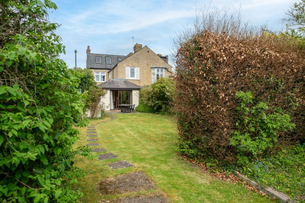 Leys Road, Cambridge, CB4