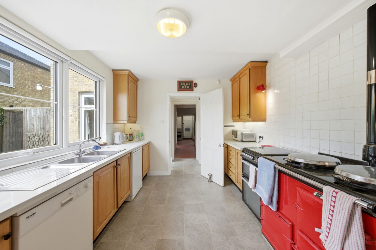 Leys Road, Cambridge, CB4