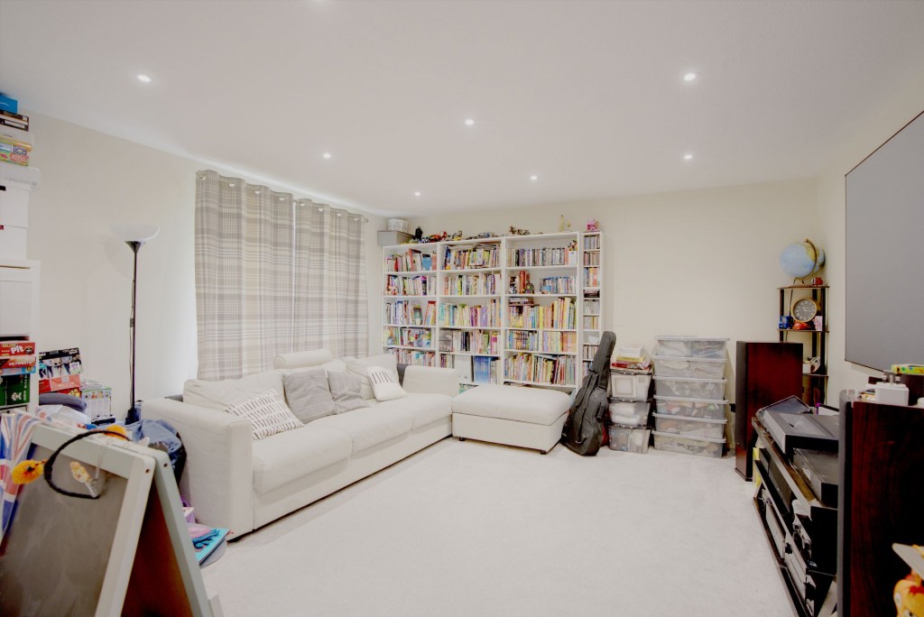 Waterloo Close, Newmarket, CB8