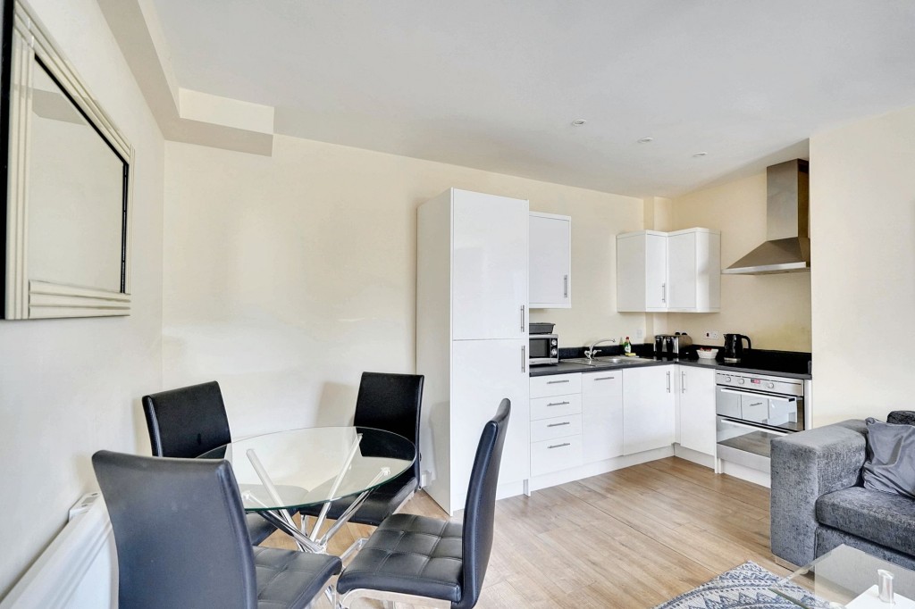 Old Station Road, Stafford House, CB8